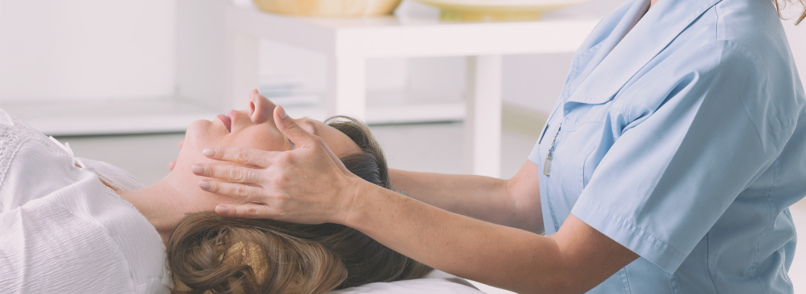 What Is Medical Reiki? A Clinical Perspective on Energy-Based Care